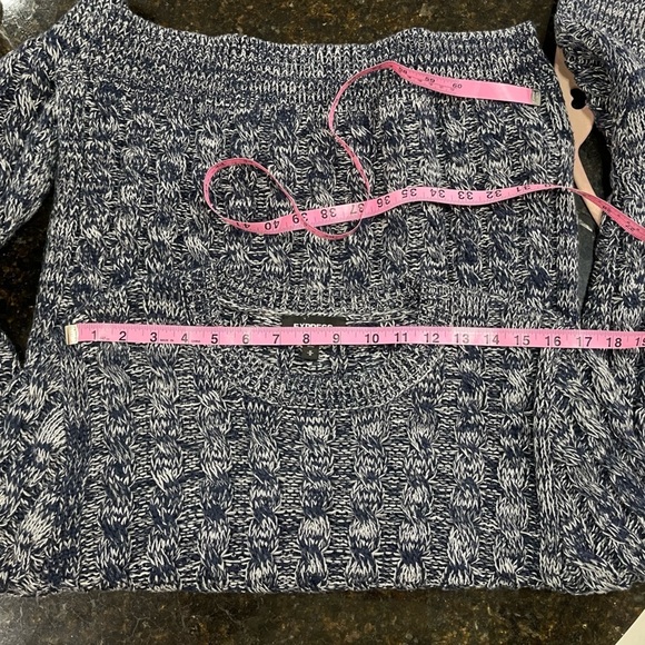 Express Marbled Chunky Oversized Long Sleeve Pullover Sweater - Picture 8 of 11